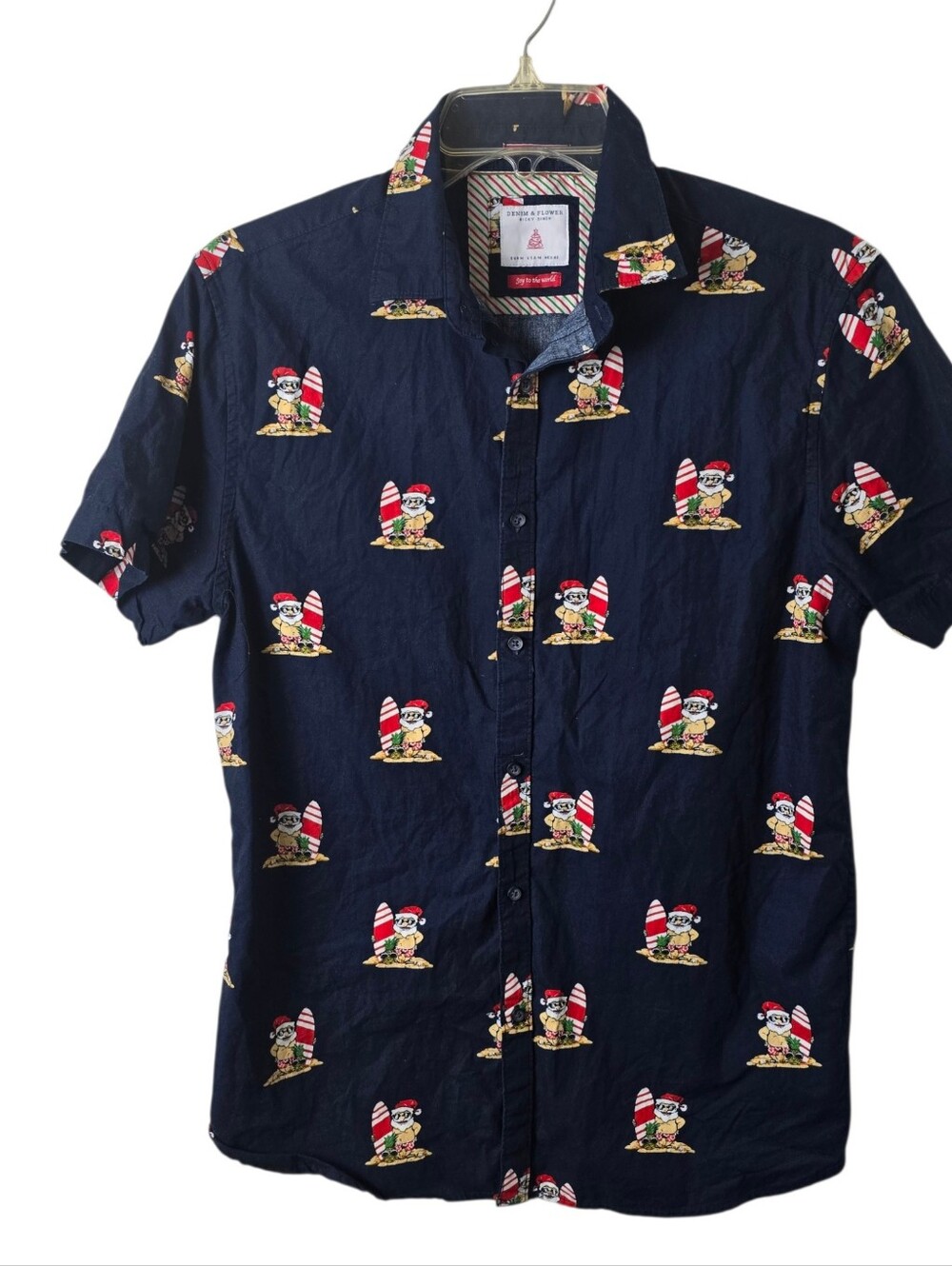 Christmas Novelty Surf Santa Button Down Shirt Medium Holiday Beach Hawaiian